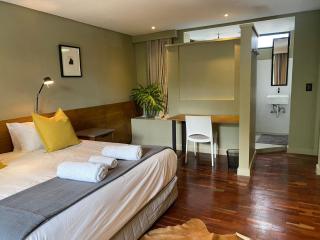 The Hamilton Boutique Hotel - 9