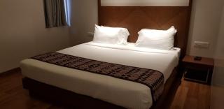 Hotel Leafio Marigold-Near Airport - Bombay - 8