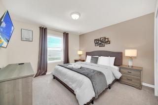 Luxurious Retreat near Disney: Pool & Game Room - Kissimmee - 2