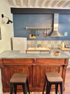 The Clock Apartment an authentic apartment in the city center - LʼIsle-sur-la-Sorgue - 5
