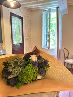 The Clock Apartment an authentic apartment in the city center - LʼIsle-sur-la-Sorgue - 2