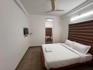 Ashtapadi Inn - Guruvāyūr - 7