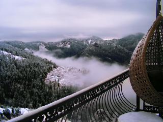 Stayenest Mashobra with balcony view - 0
