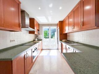 Beach & Golf Apartment in Casares Costa - 8