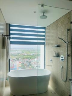 Sea La Vie Tuy Hoa Beachside Studio - 2