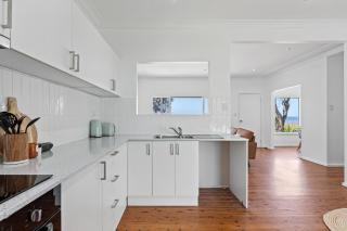 Waterfront Holiday Home - Chittaway Point - 1