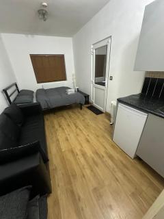 Best Room with ensuite - Dagenham - 5
