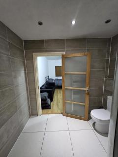 Best Room with ensuite - Dagenham - 3