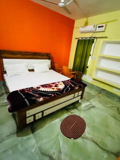 Rathore Guest House - Ayodhya - 1