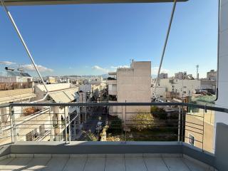 Sunny Home Private Jacuzzi Hydromassage, Fireplace, Acropolis & Lycabettus View, Underground Parking, 300m Metro Peristeri - Atene - 5