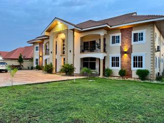 Seyramz Palace - Free Airport Pick up - High Speed Starlink WiFi - Car Rental - Tamale - 8