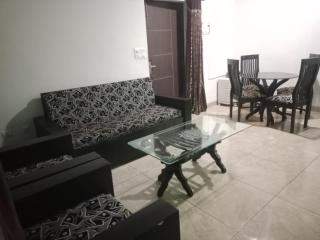 Nainigreen Valley Kainchidham Luxurious Homestay - Nainital - 1