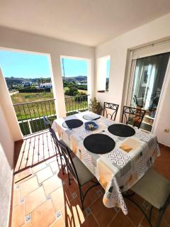 3 bedrooms with pool & parking, close to sea and Gibraltar - Manilva - 9