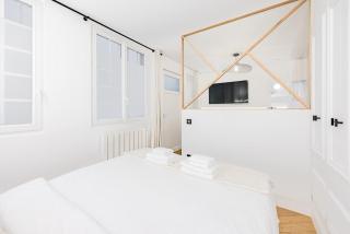 Suite luxueuse Elysee Faubourg St Honore Paris 8 - Paris - 5