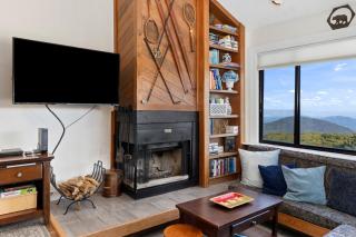 Dobie 54 with Wintergreen Advantage - 8