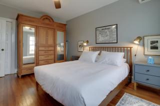 Sojourn Eclectic Capitol Hill Home Sleeps 4 - Washington - 5