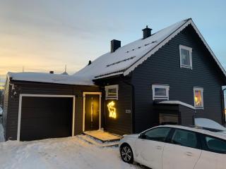 Tromsø - seksjonert hus i nydelige omgivelser - 3