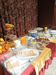 GRAND PIER BOUTIQUE 4 STARS VILLA, ART MUSEUM DELUXE ROOMS,BEST DEAL CITY Break from 59 eur per night with Free Italian breakfast for minim 3 nights stay - Bucarest - 5