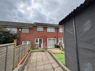 Boucher Place Contractors-Centre-Free Parking - 8