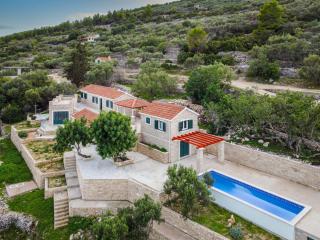 Holiday Home Brankovi Dvori by Interhome - Prigradica - 0