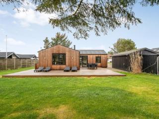 Holiday Home Hellena - 600m from the sea by Interhome - Blokhus - 0