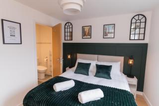 ARCADE MACHINE City Centre Sleeps 6 PARKING - Wolverhampton - 1