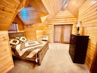Beautiful Lake-Side 5 Bedroom Lodge - - 5