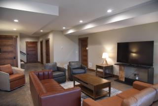 Spectacular And New Cliff Lake Lodge Six Lakes Resort - 2