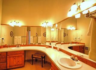 Beautiful Lodge And Private 600 Acre Canyon Paradise - - 1