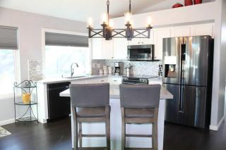 Serene Escape and Modern Comfort Pool Heater BBQ - Sun Lakes - 2
