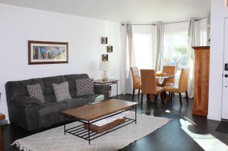 Serene Escape and Modern Comfort Pool Heater BBQ - Sun Lakes - 1