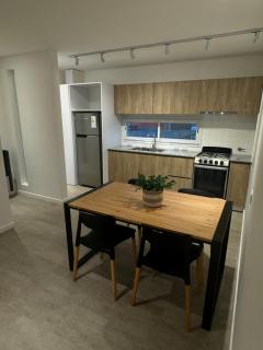 NUEVO Departamento de 3 ambientes 2 habitaciones-cocina-living comedor-baño-balcon - Mar del Plata - 9