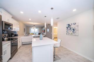 3121-304FR STOREY LAKE, CONDO 2/2 LAKE VIEW - Kissimmee - 4