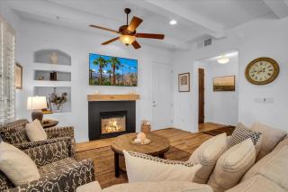 Lux Ground Floor Villa in heart of La Quinta #A - La Quinta - 7