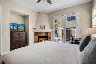 Modern LQ 2BR Getaway Steps to pool & spa - La Quinta - 1