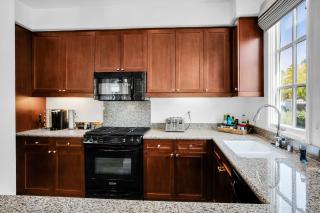Remodeled Desert Hideaway #A - 4
