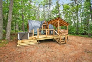 A Serene A-Frame Cabin with Hot Tub - Oxford - 2