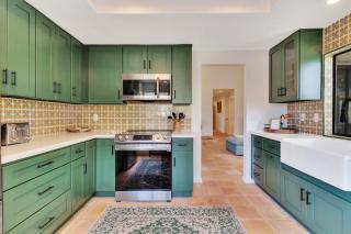 Fully Remodeled Modern Hacienda in La Quinta - La Quinta - 9