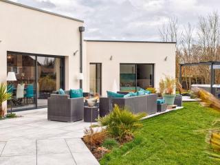 Maison élégante avec jacuzzi, confort moderne et histoire à Ranville - FR-1-788-44 - Ranville - 0