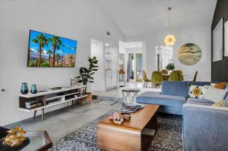 Modern 2BR Hacienda Walk to LQ Resort - La Quinta - 9