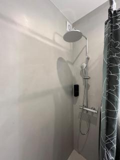 Luxe Haven Jacuzzi - Athens - 2