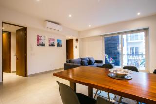 Walk to Everything, Modern Condo with 2 Bathrooms, Pool, Gym, BBQ - Puerto Vallarta - 1