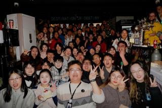 Chengdu Desti Youth Park Hostel TaiKooLi - Cafe& Bar& Luggage Storage& Large Public Area - 4