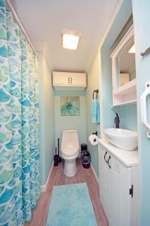 Flip Flop Suite Retreat - Emerald Isle - 2