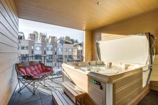 Walk to Cooper Creek Square Condo with Hot Tub! - 8