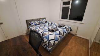 Guest house in Dagenham East by Fenia - Dagenham - 9