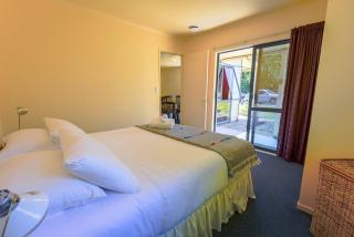 Lake Rotoiti Retreat - Okere Falls - 2