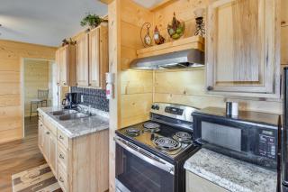 Walk to White River Mountain View Family Cabin! - Mountain View - 5