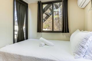 5 Mi to Stone Mountain Lithonia Getaway - 2