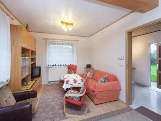 Holiday Home in Altenfeld with Terrace - Altenfeld - 9